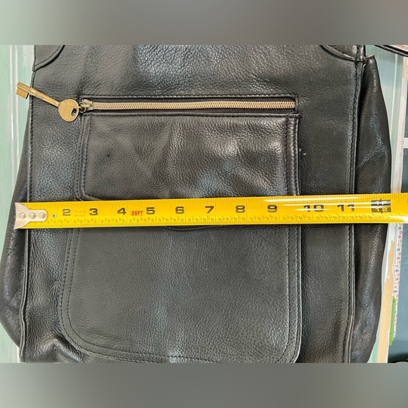 Vintage Fossil Black Saddle Leather Bag - Picture 14 of 14